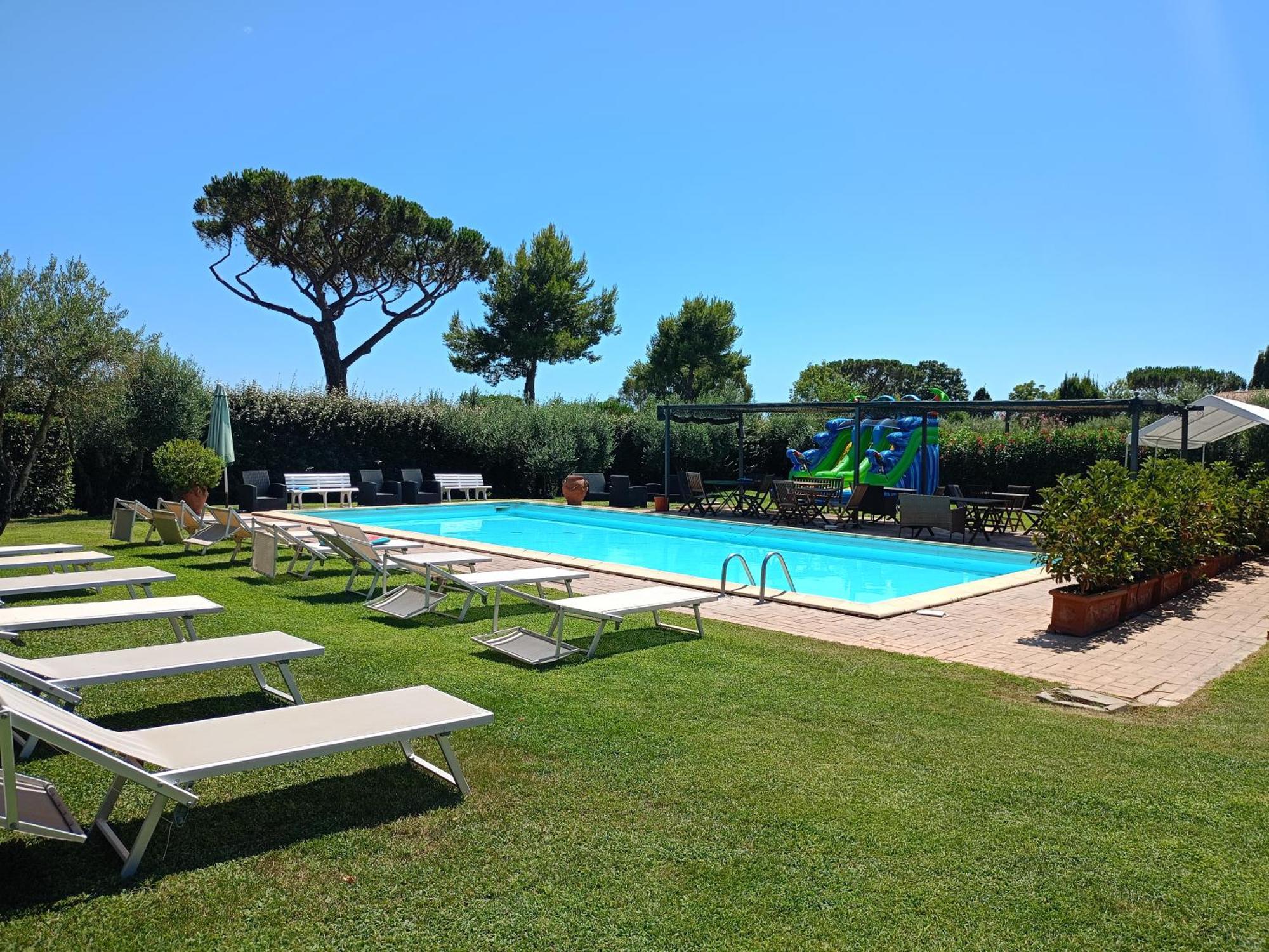 بوميتْسْيا Casale Di Tormaggiore Villa And Country Suites المظهر الخارجي الصورة