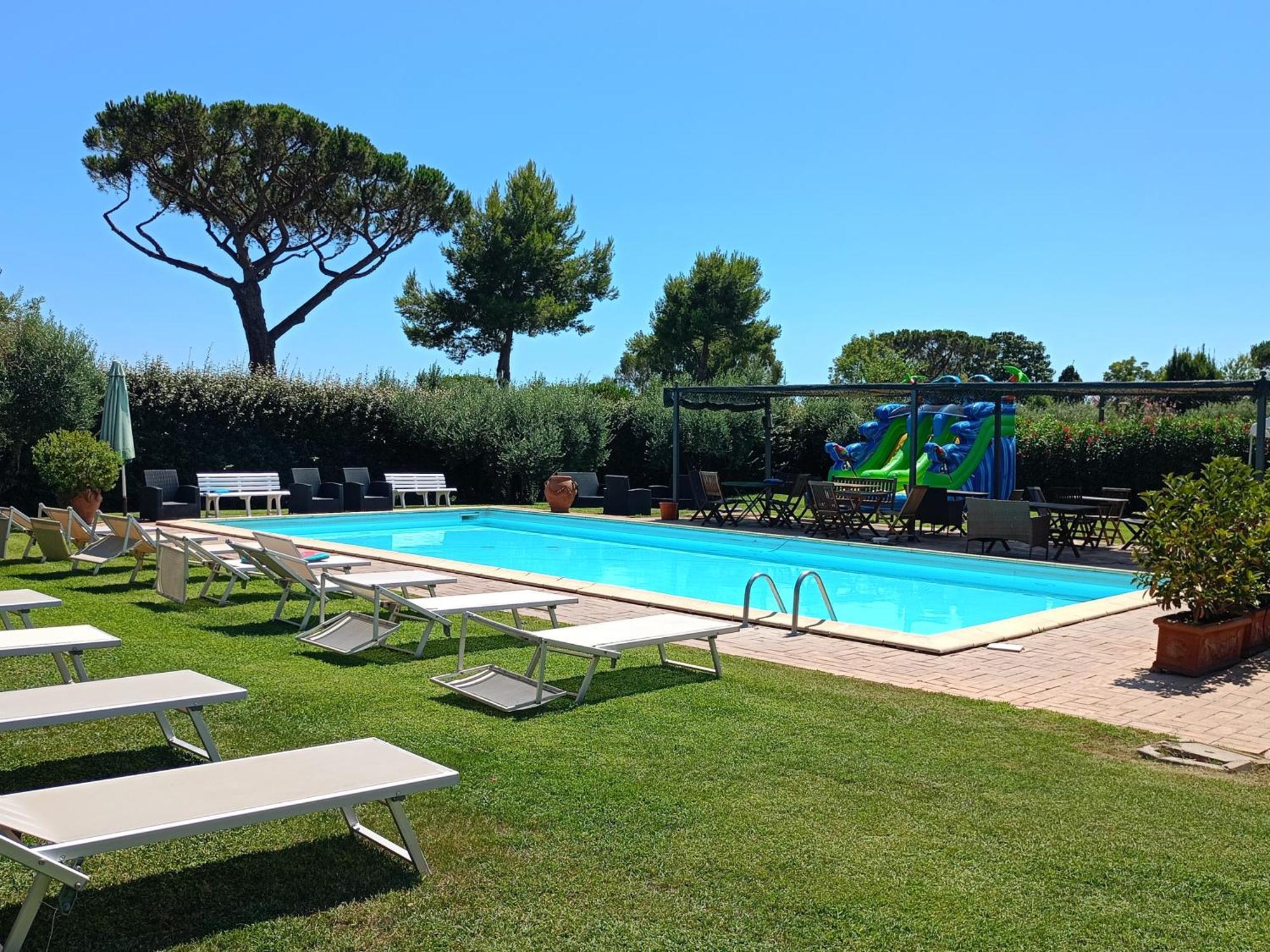 بوميتْسْيا Casale Di Tormaggiore Villa And Country Suites المظهر الخارجي الصورة