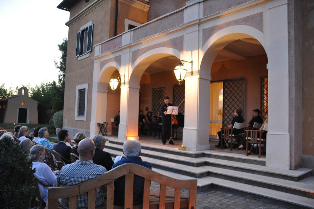 بوميتْسْيا Casale Di Tormaggiore Villa And Country Suites المظهر الخارجي الصورة