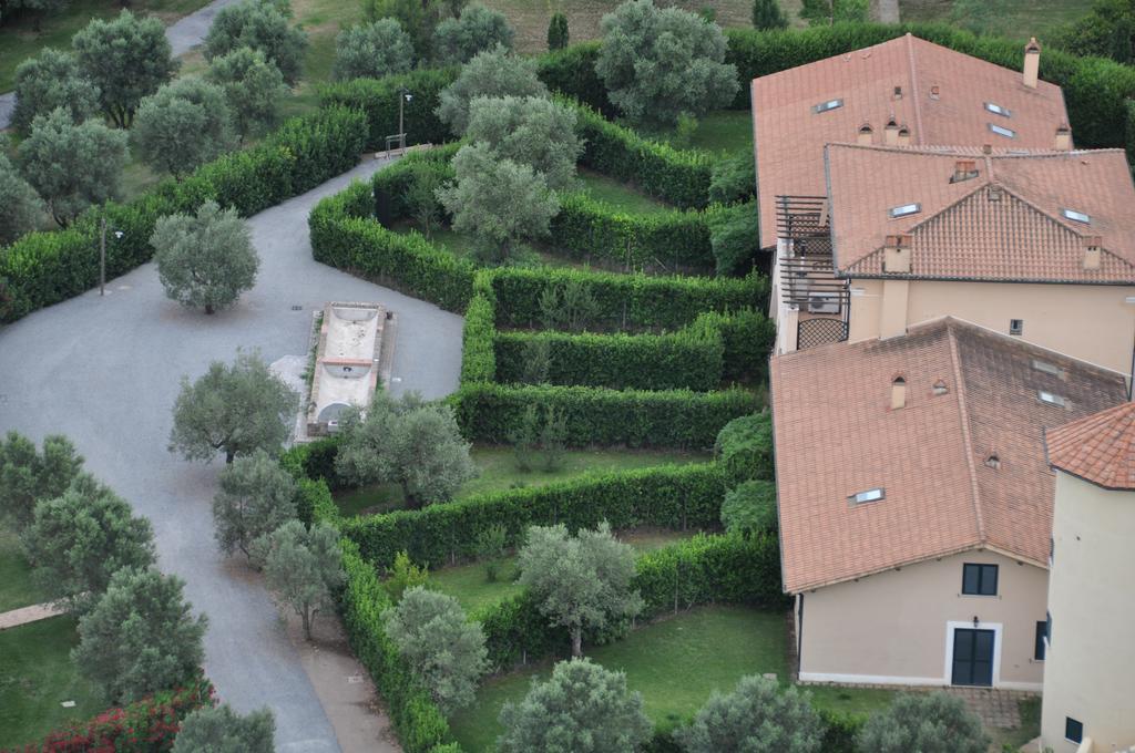 بوميتْسْيا Casale Di Tormaggiore Villa And Country Suites المظهر الخارجي الصورة