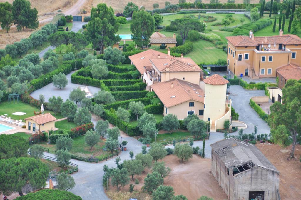 بوميتْسْيا Casale Di Tormaggiore Villa And Country Suites المظهر الخارجي الصورة