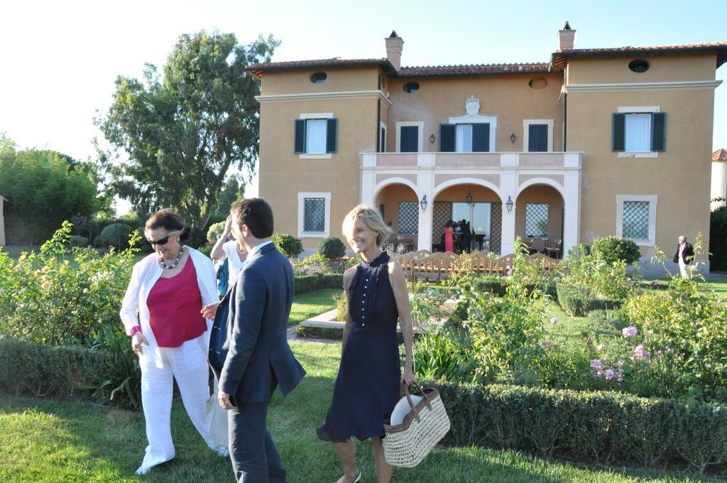 بوميتْسْيا Casale Di Tormaggiore Villa And Country Suites المظهر الخارجي الصورة